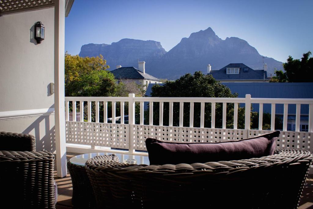 Rondebosch House | Westbury House Guest House