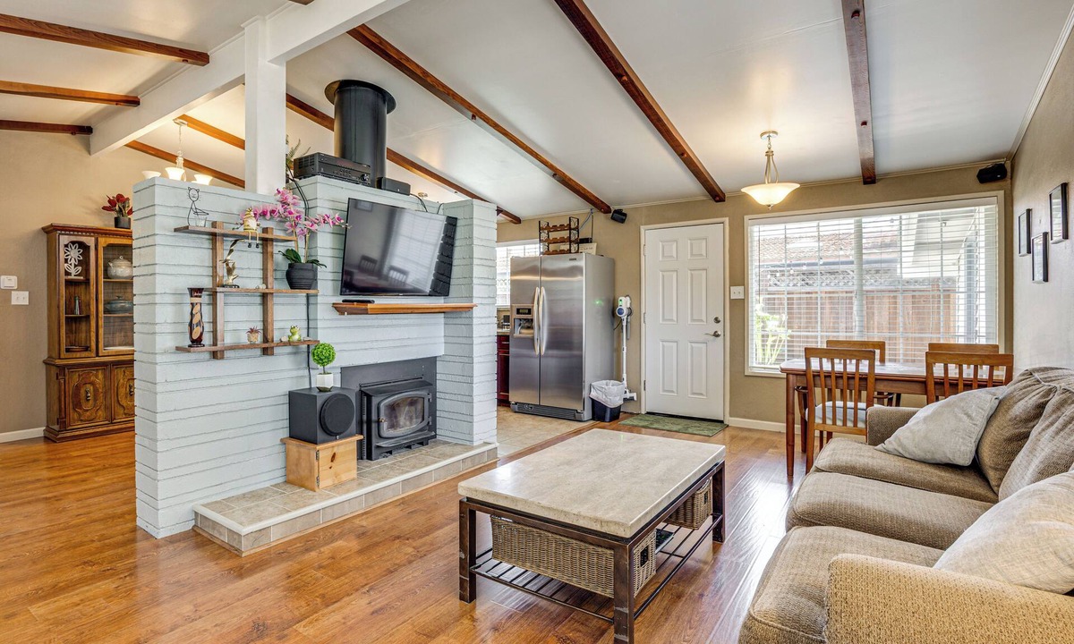 Hayward House | WFH-Friendly Retreat w/Office Near Silicon Valley