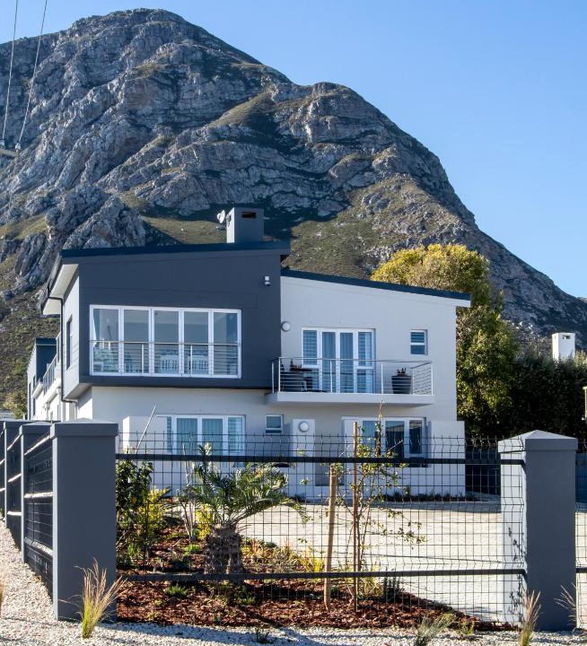 Voelklip House | Whale Coast Ocean Villa