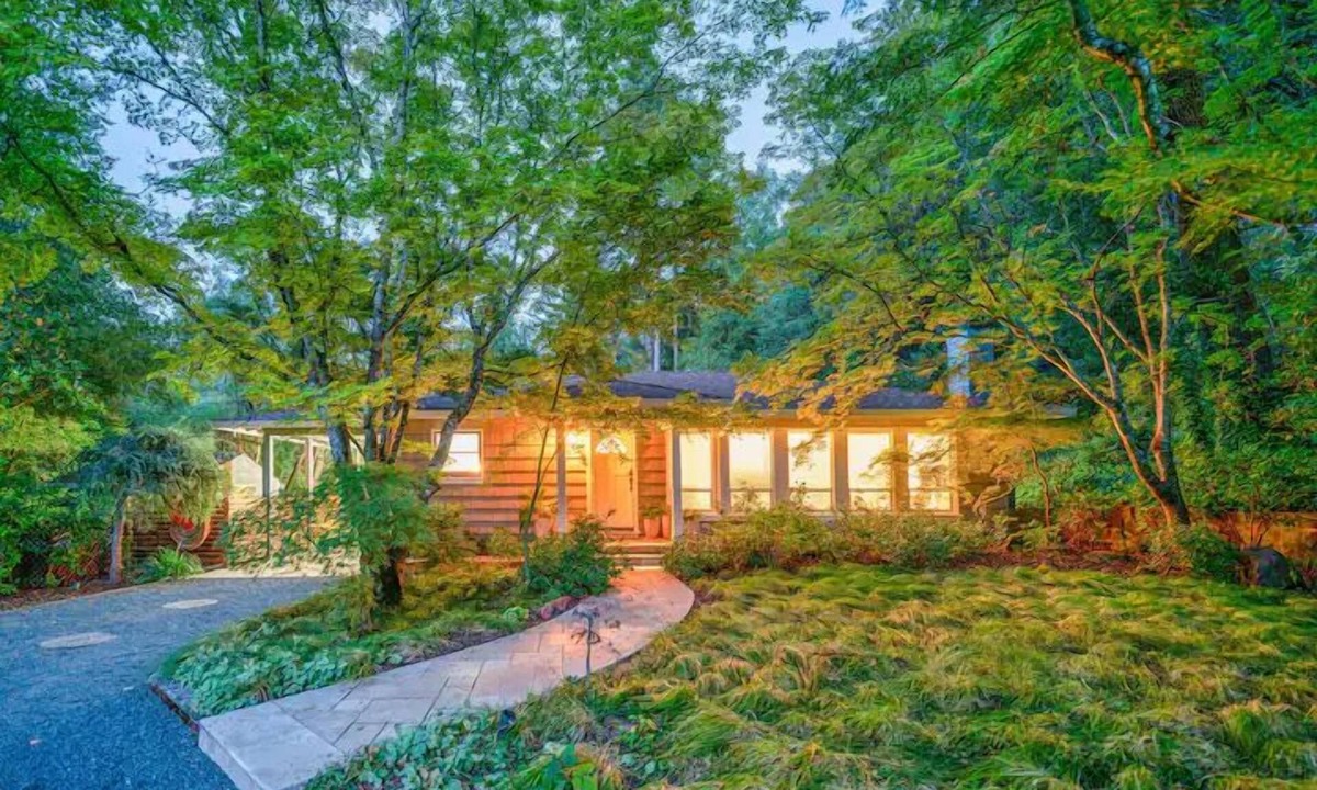 St. Helena House | Wine Country Escape - minutes from downtown Saint Helena