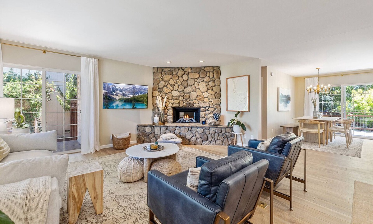 Calistoga House | Wine Country Retreat with Vineyard Views
