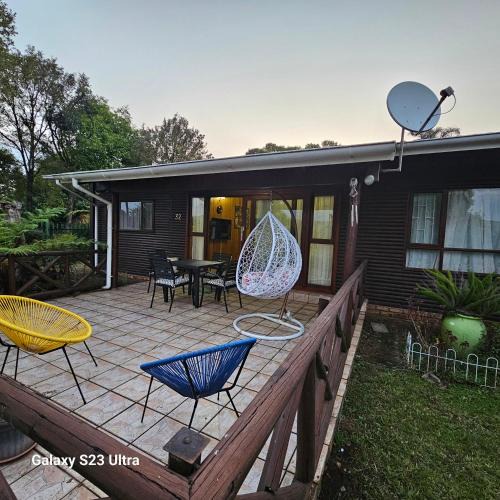 Graskop House | Yello guest house chalets