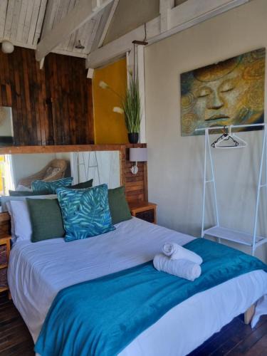 Strand House | Yello Hotel