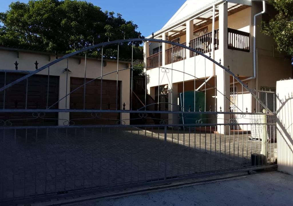 Port Alfred Bed & Breakfast | Yonz Self Catering Units