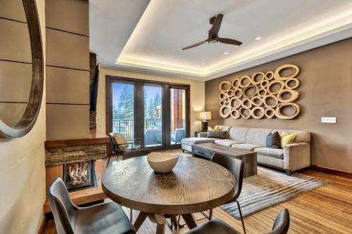 Lakeside Park Apartment | Zalanta 222 – Luxe Stay by Gondola Lake