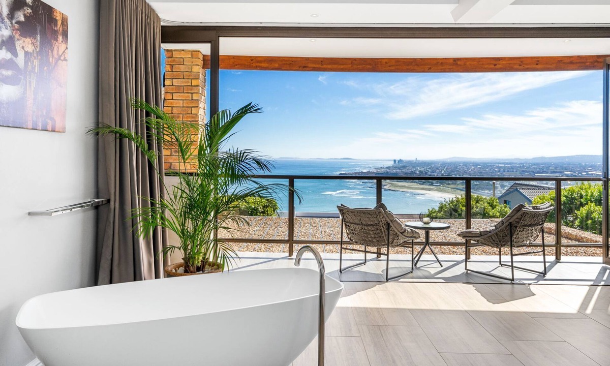 Mountainside Apartment | Zaria Sun Family