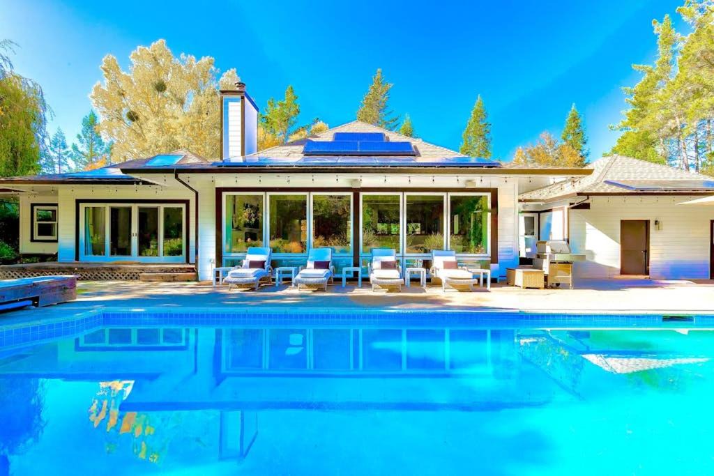 Freestone House | Zegarra Estate