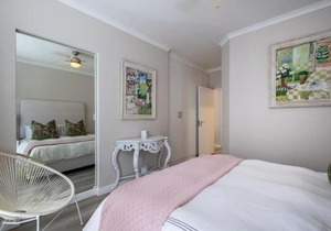 1 River Club Villas