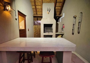 10 Raptors Lodge