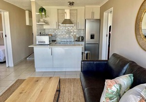 119 Hermanus BeachClub