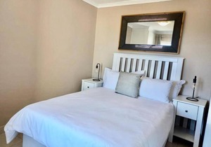 119 Hermanus BeachClub