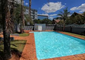 2 bed 2 bath Apartment, Menlyn