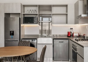 2 Bed Modern Living - Two Bedroom Apartment, Sleeps 4