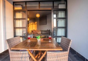 2 Sleeper with King Bed at Point Waterfront