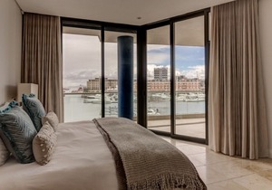 203 Pembroke Serviced Apartment