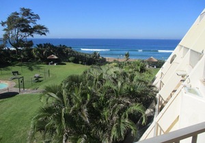 22 Kyalanga Beachfront Apartment