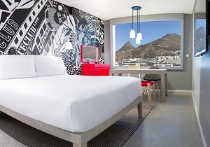 3-Star Hotel ∙ Radisson RED Hotel V&A Waterfront Cape Town