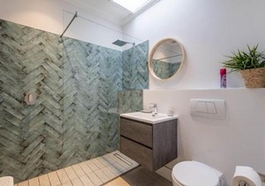 4293 River Club