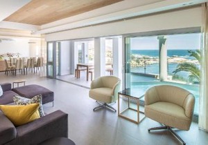 62 Camps Bay