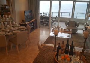 703 Oyster Schelles - by Stay in Umhlanga