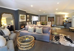 8A Grahamstown