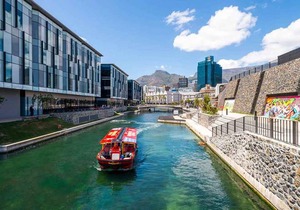 AHA Harbour Bridge Hotel & Suites