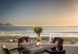 Amazing Beachfront 2 Bed Apartment A308 Sea Spray