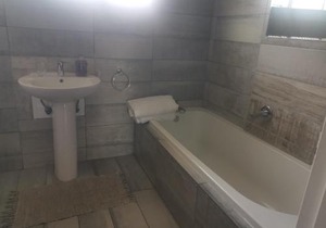 Aquila Guest House
