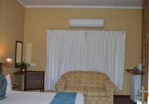 Ascot Inn