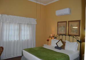 Ascot Inn