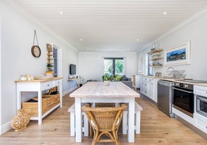 Beautiful home in Constantia