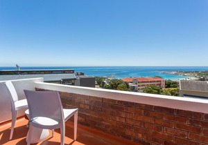 Camps Bay Holiday Apartments Unit 16
