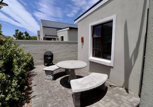 Carole's Cottage, your home away from home!