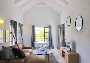 Carole's Cottage, your home away from home!
