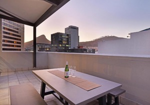 City Penthouse on St Georges