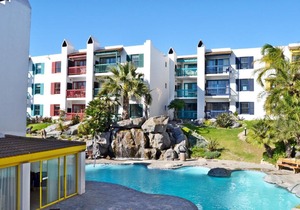 Club Mykonos Athenian Cascades
