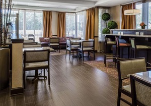 Comfort Inn & Suites Dothan East in Dothan
