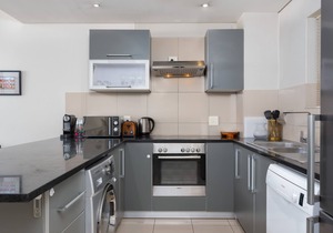 Contemporary City Apartment | Table Mountain Views
