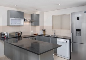 Contemporary City Apartment | Table Mountain Views