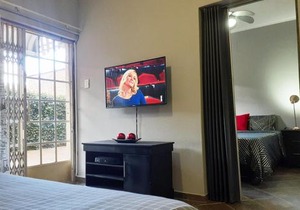Cozy Hatfield Condo