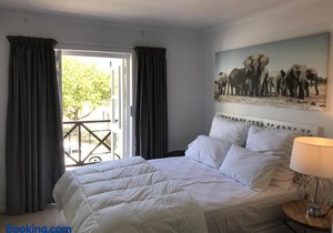 De Waterkant Piazza Apartments