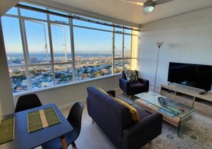 Disa Park 14th Floor Apartment with City Views