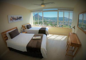 Disa Park 17th Floor Apartment with City Views