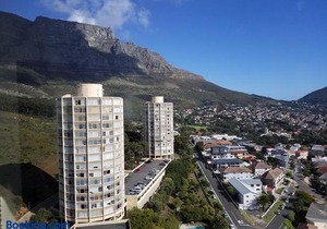 Disa Park 17th Floor Apartment with City Views