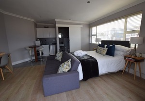 Dolphin House Apartments