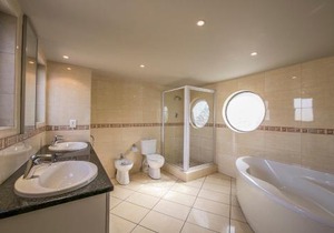 Dynasty Forest Sandown Serviced Apartments & Self Catering Hotel