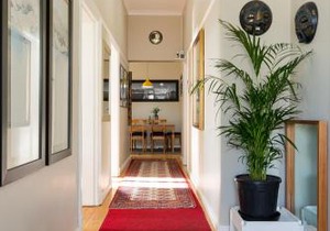 Entire 5 Bedroom 5 Bathroom Sea Point Villa with Secure Parking