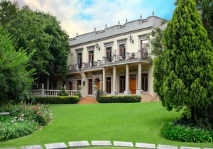 Fairlawns Boutique Hotel & Spa