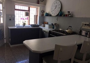 Family Rondebosch home to rent