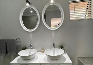 Guest house on Gillian Unit 6